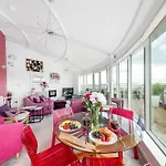 Finest Retreats - The Penthouse At 611 Westgate 아파트