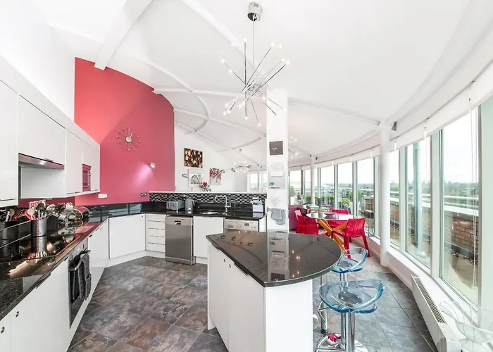 Finest Retreats - The Penthouse At 611 Westgate * Йорк